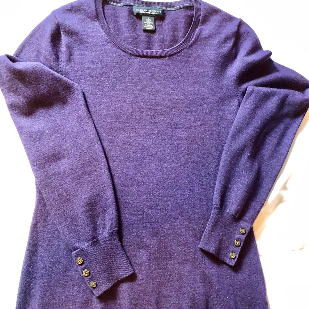 Banana Republic Purple Sweater size Small